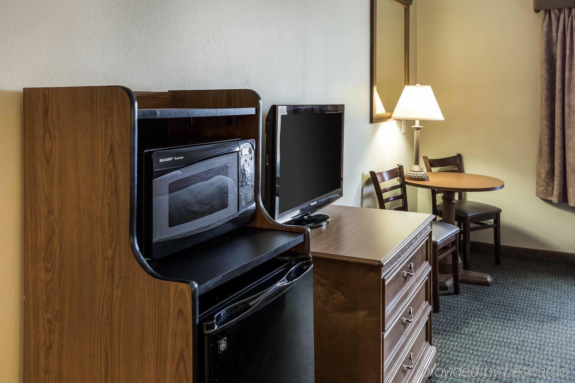Quality & Hotel Houma