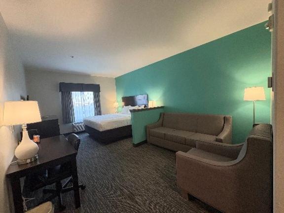 Quality & Hotel Houma